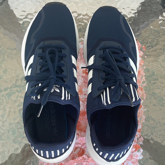 Adidas Swift Run X Men’s size 12. Worn once, Excellent condition - Picture 5 of 5